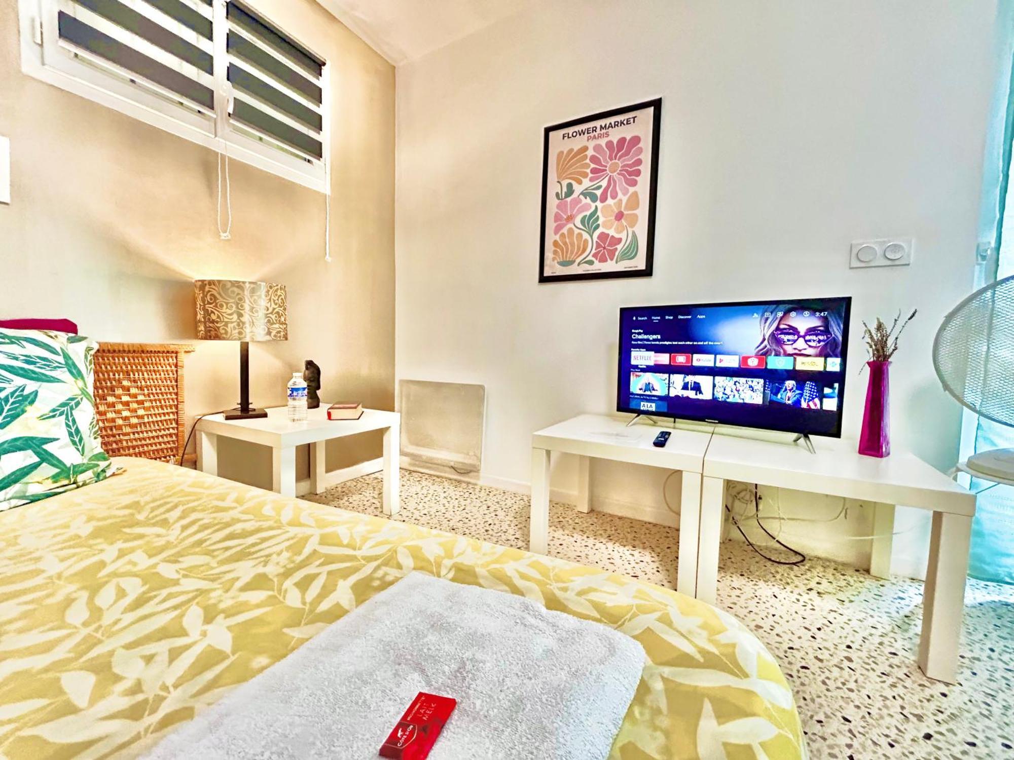 Chambres D'Hotes アヴィニョン エクステリア 写真